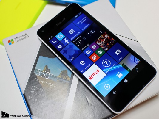 lumia-550-box