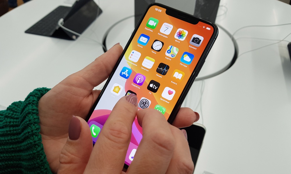 iPhone Long Press and Haptic Touch Tricks