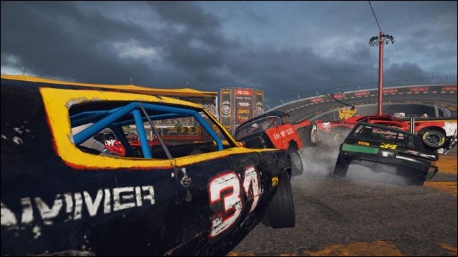 Wreckfest Mobile images showing cars racing and smashing into each other.