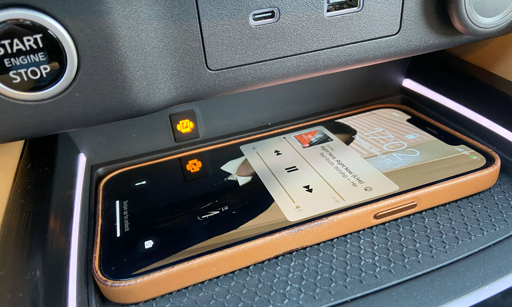 2021 Nissan Rogue iPhone Wireless Charging